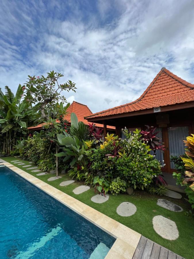 Rich Village Munggu Exterior photo